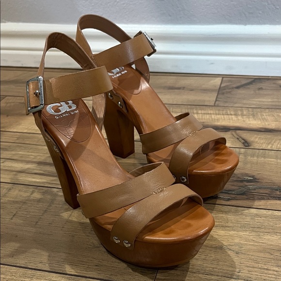 Gianni Bini Shoes - Gianni Bini Women’s Tan Leather Platform Sandals with Chunky Heel Sz 8.5 Summer